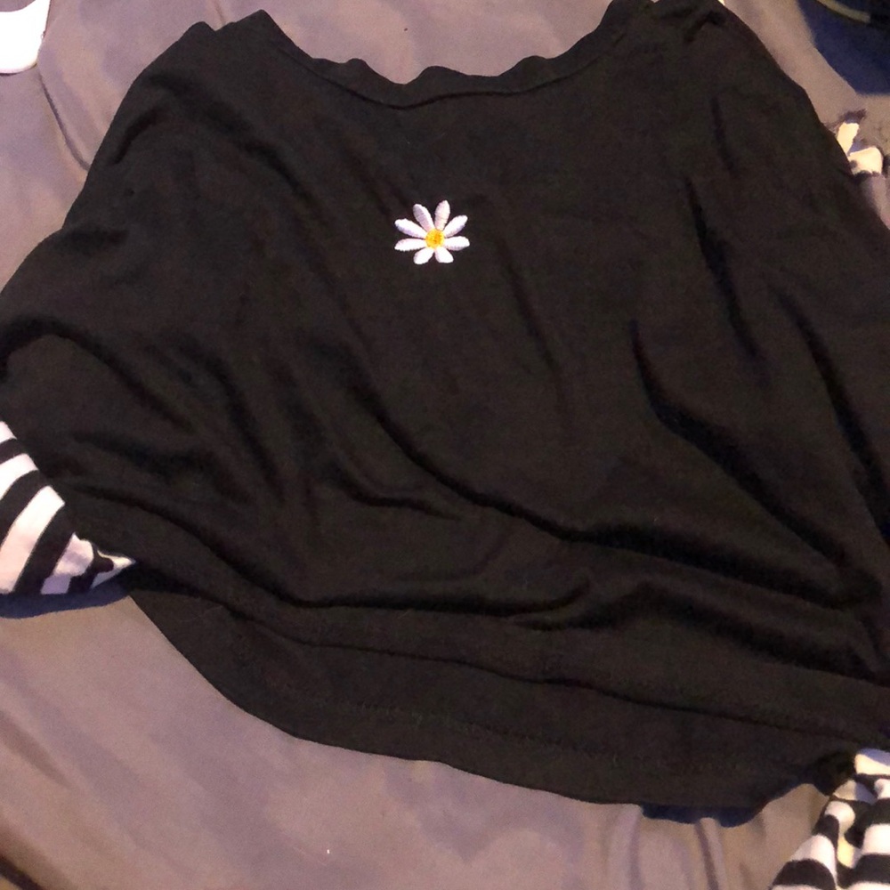 Long sleeve crop top